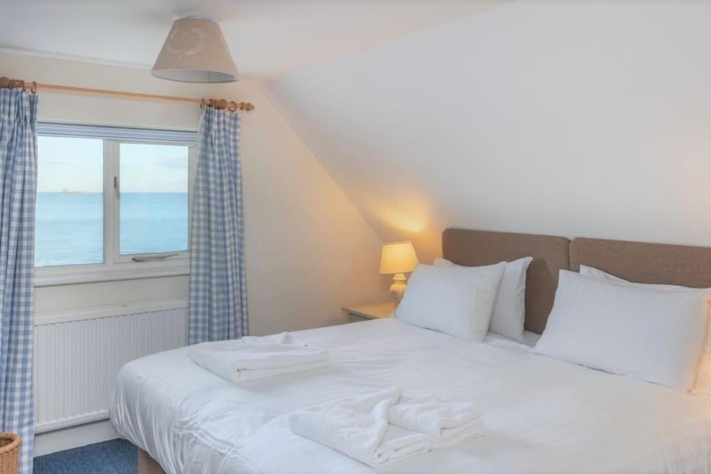 The Old Boat House, Seaview - Seafront Three Bedroom Cottage With Separate Two Bedroom Annexe Εξωτερικό φωτογραφία